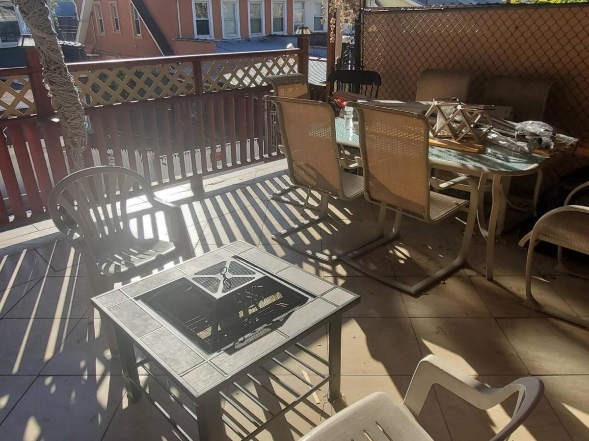 Lovely 2 Bedroom Apartment With 2 Entrance And Parking New York Eksteriør bilde