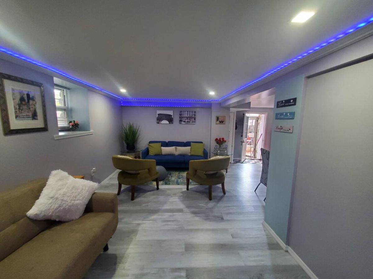 Lovely 2 Bedroom Apartment With 2 Entrance And Parking New York Eksteriør bilde