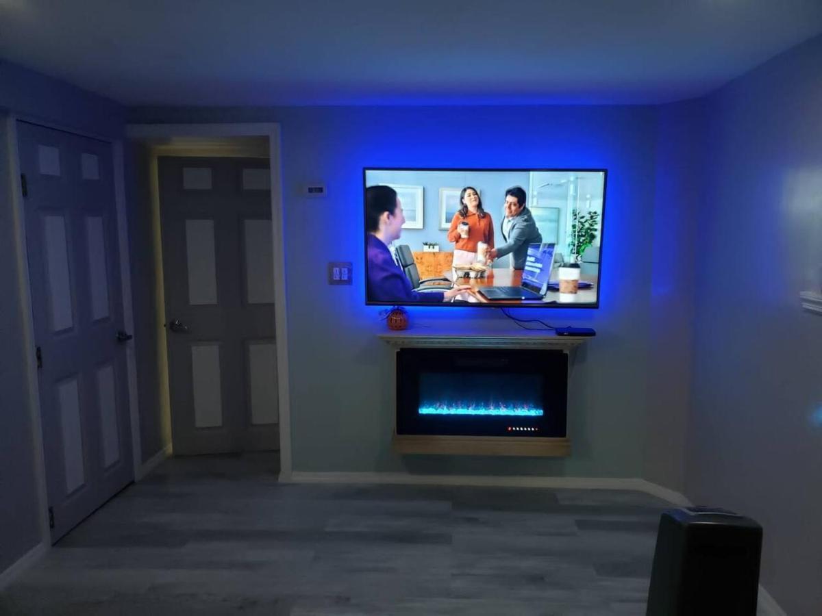 Lovely 2 Bedroom Apartment With 2 Entrance And Parking New York Eksteriør bilde